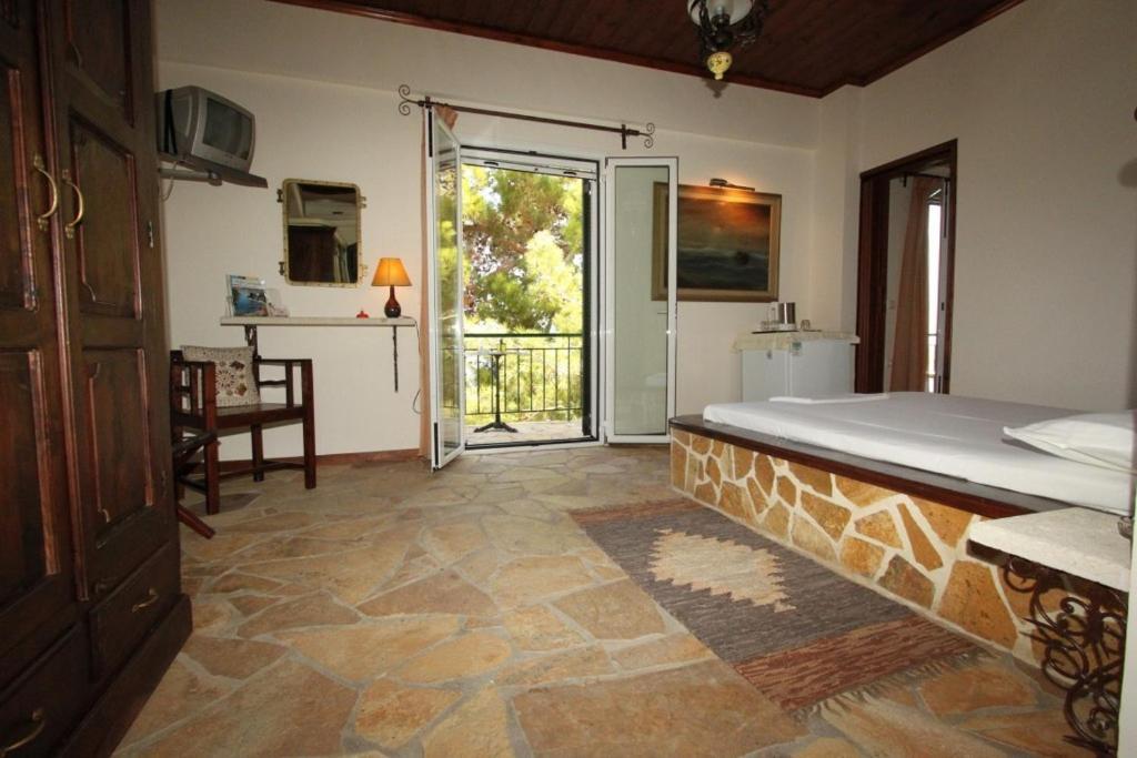 Margina Residence Hotel Гайос Номер фото